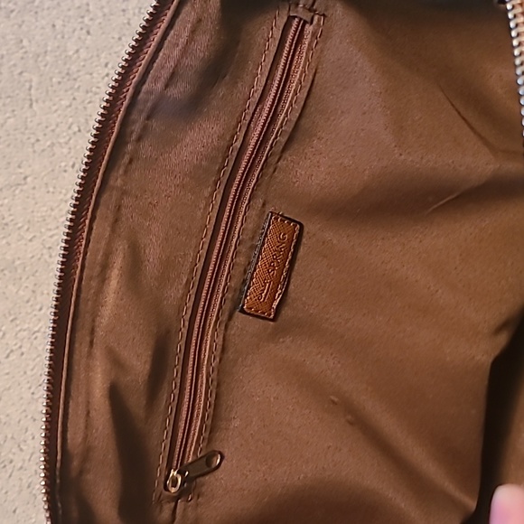 Neutral Colorblock Purse - Picture 5 of 6